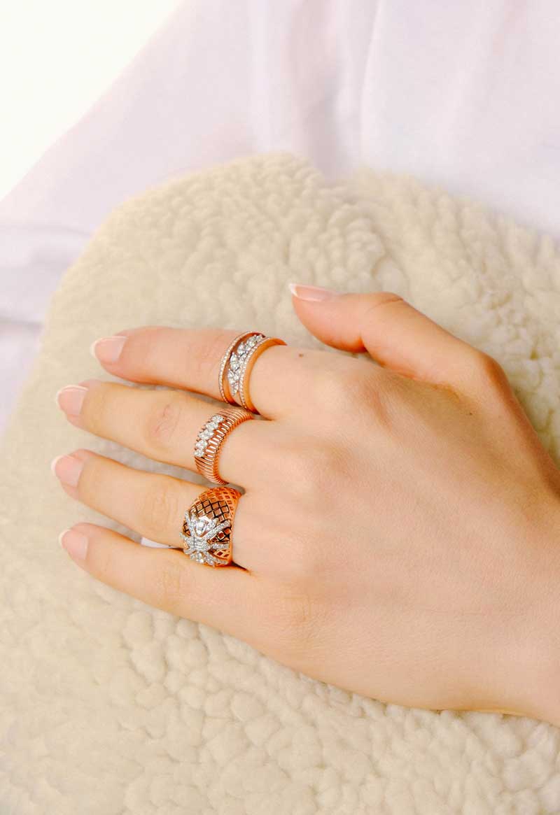 diamant-gold-ringe-hand-fell